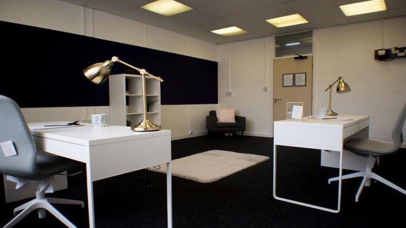 Private office (different sizes available)