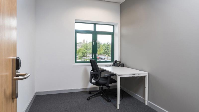 Private office (different sizes available)