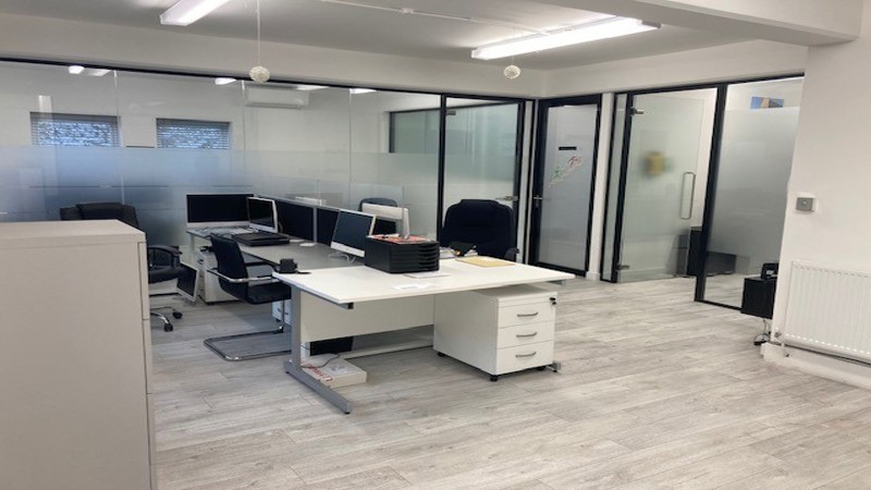 First Floor Office To Let