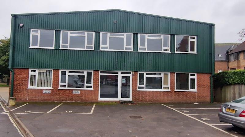 10 Carvers Trading Estate