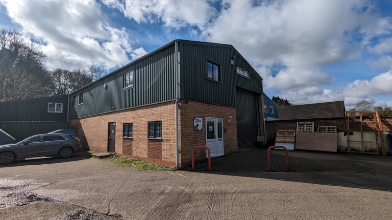 Light Industrial Unit To Let 