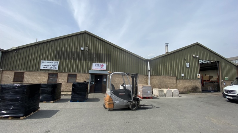 Warehouse With Offices To Let