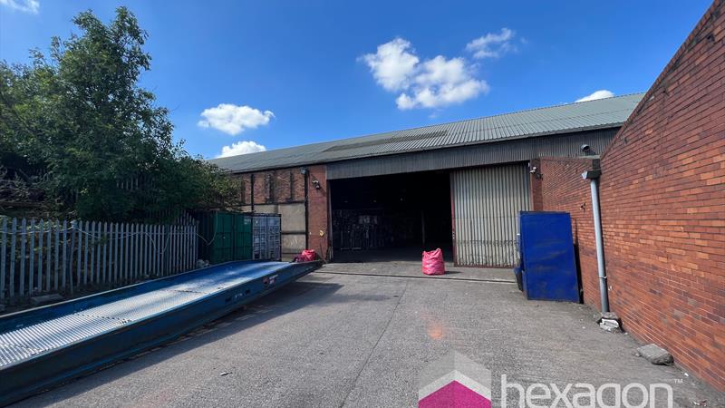 warehouse to let Tipton